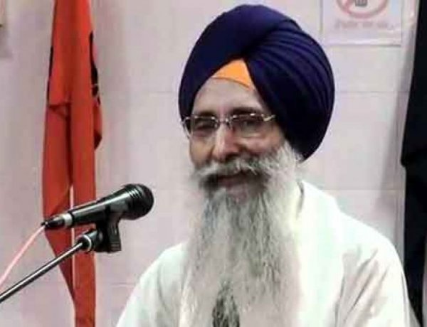 Giani Kewal Singh, The Former Jathedar Of Takht Sri Damdama Sahib, Was Stopped By The Metro Security Staff