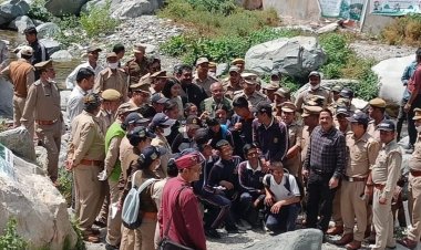 Warina Hussain Joins Hands With Uttarakhand Forest Department Towards An Incredible Step To Clean The Sipra River