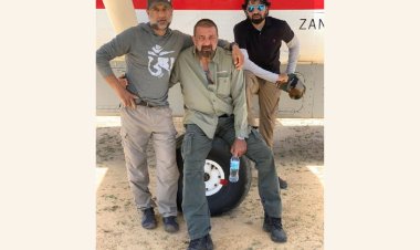 “Gift for someone you love” Sanjay Dutt’s best friends Paresh Ghelani and Jay Patel gives best gift ever, promulgate to sponsor Cancer Surgery for the needy patient on 29th July of each year